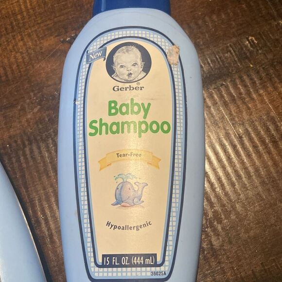 Vintage Lot of 2 Bottles Gerber Baby Shampoo Tear Free Hypoallergenic 15 oz - Picture 3 of 6